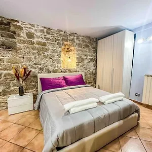 Centro Storico La Casa Di Pietra Con Netflix Appartamento